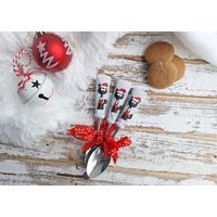 Gülüke karácsonyozik teáskanál