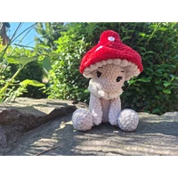 Piros-bézs gombácska