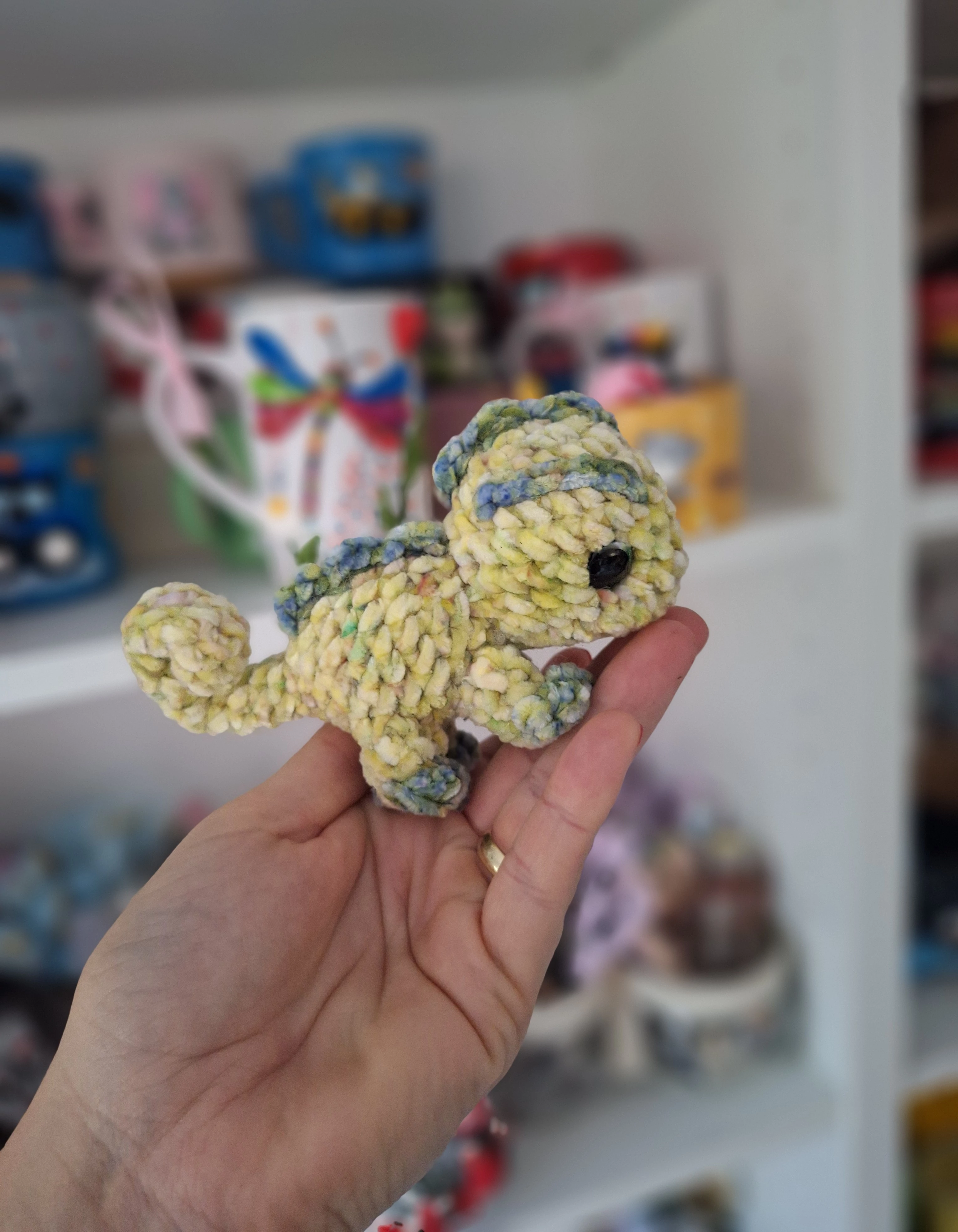 Kaméleon (zöldes sárga)