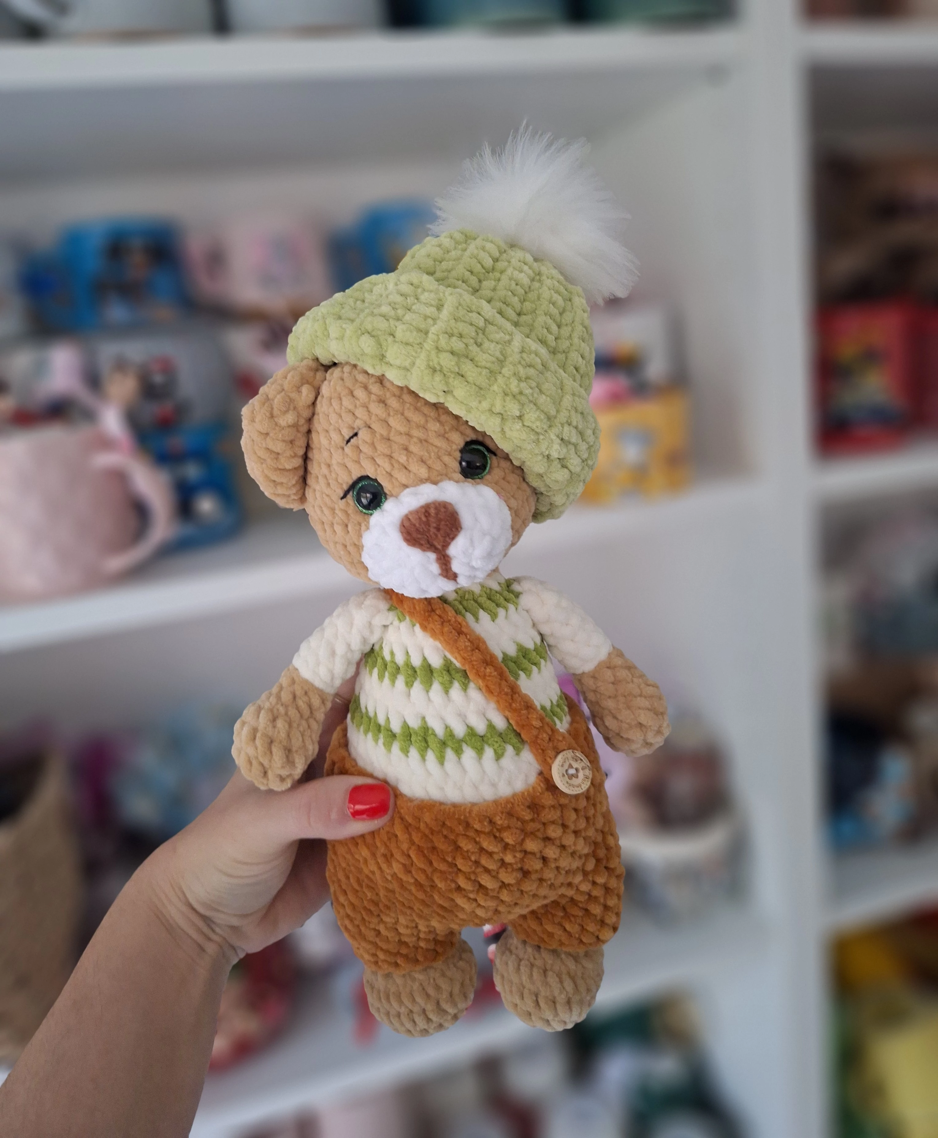 Sapkás maci (zöld)